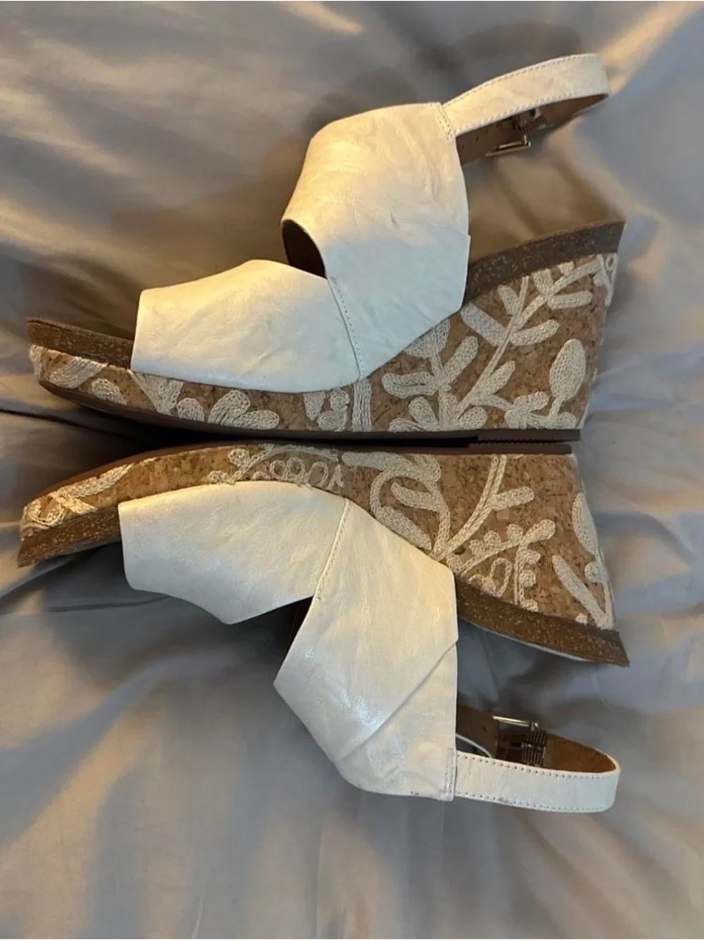 Sofft Corrina genuine leather & lace Wedges size 10